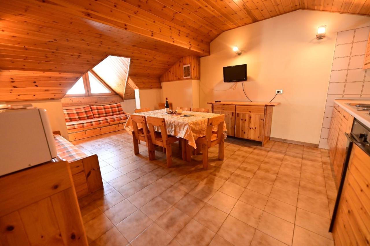 Residence Raethia Tra Bormio E Livigno Pradelle Exterior photo