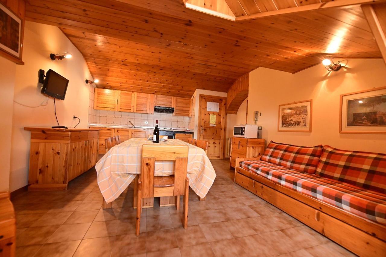 Residence Raethia Tra Bormio E Livigno Pradelle Exterior photo